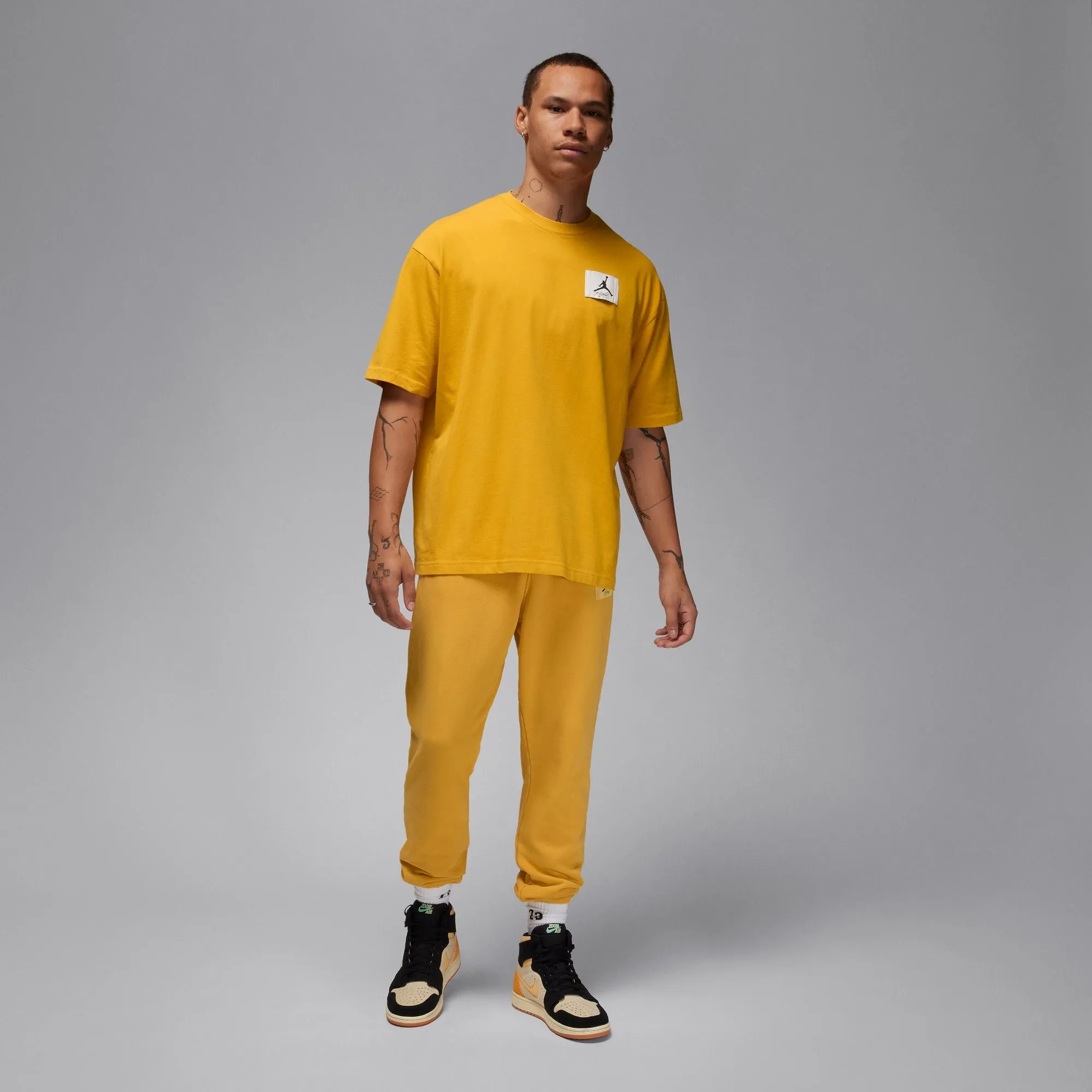 Air Jordan Flight Essentials  Oversized Tee (Yellow Ochre)