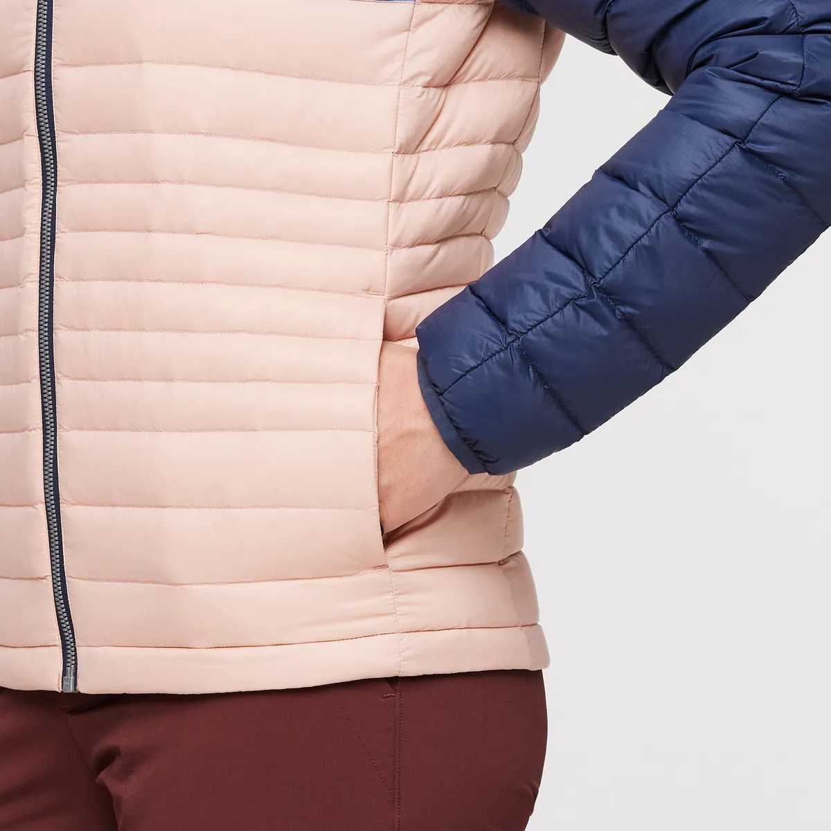 Fuego Hooded Down Jacket - Women's