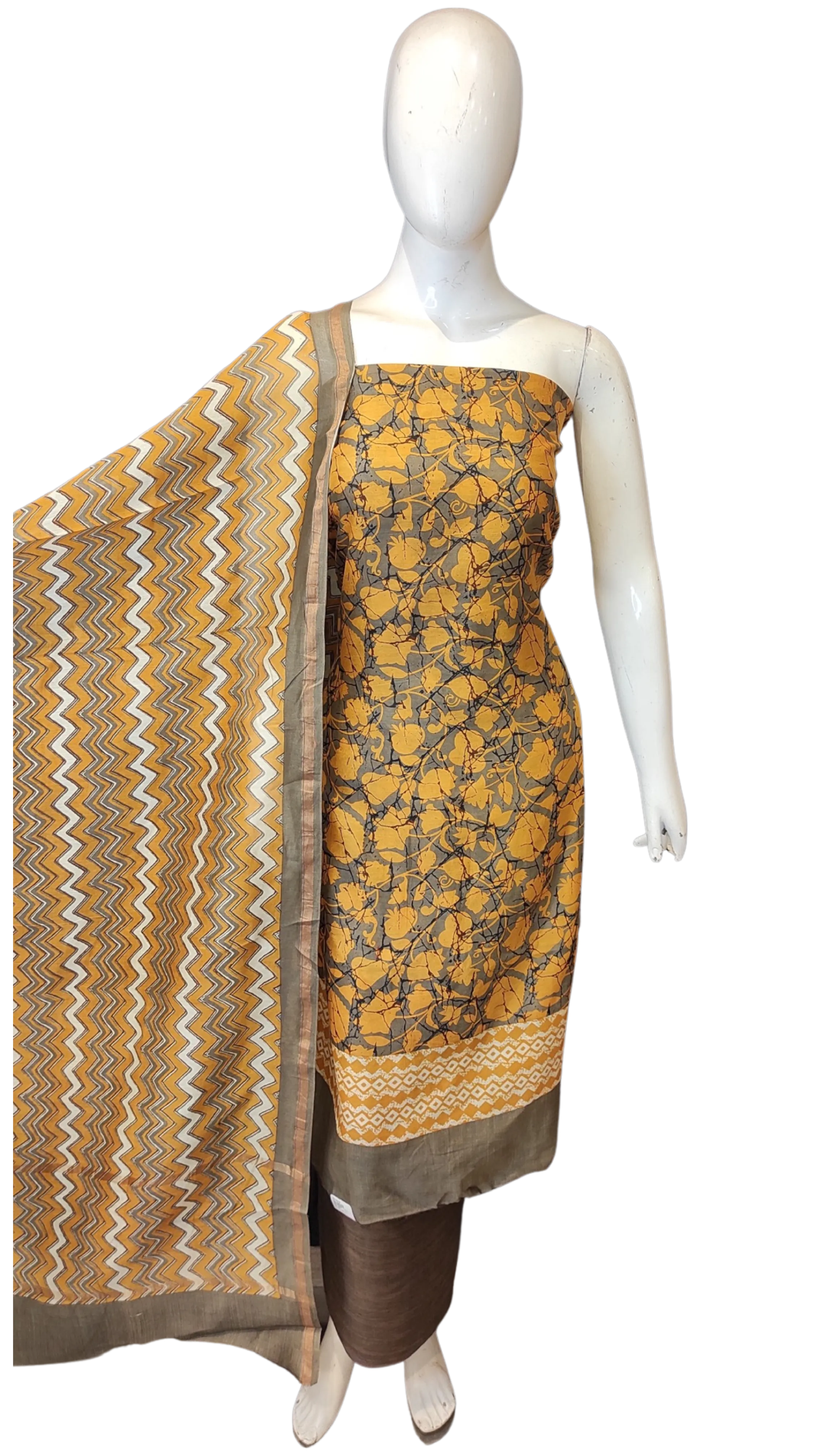 Maheshwari Silk Printed Unstitched Suit with Dupatta